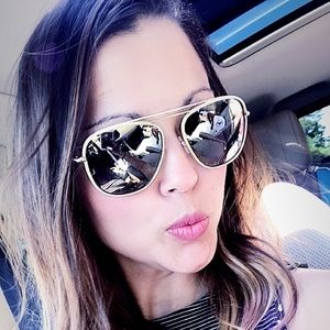 Meet your Posher, Courtney